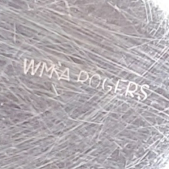 Silver-plated Chippendale Wm A Rogers footed dish 8 1/2" across 2" H - Picture 8 of 9